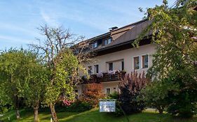 Gaestehaus Seewinkel